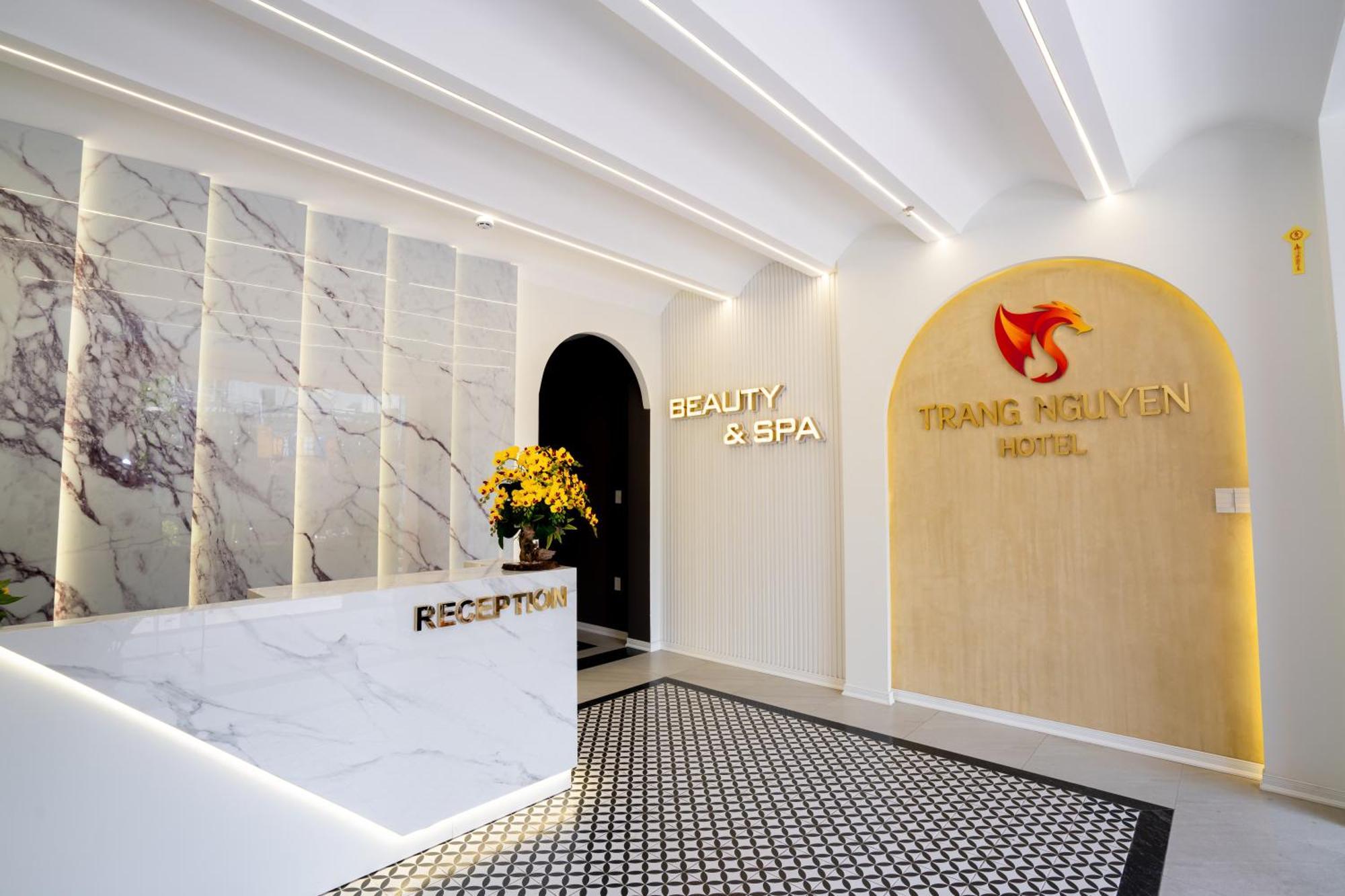 Trang Nguyen Hue Hotel Exteriör bild
